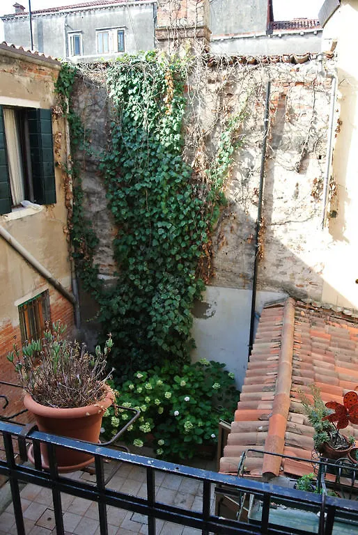 Al Portico Guest House Venetië