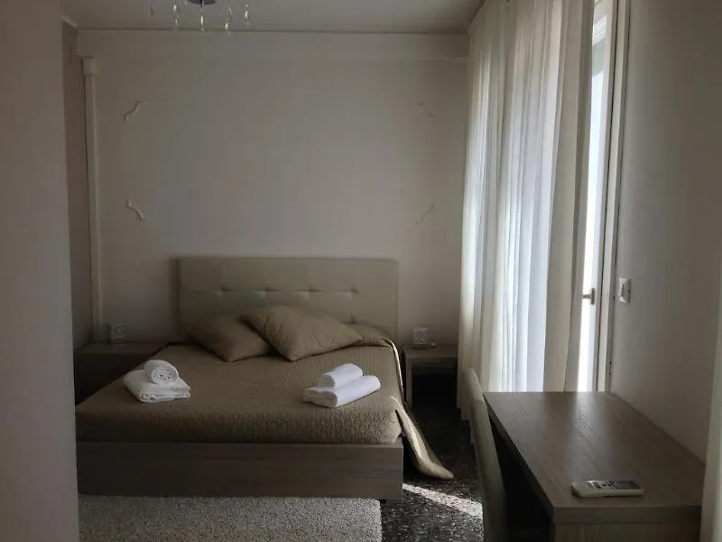 Al Portico Guest House Venedig